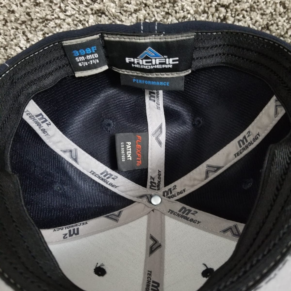 DT hat - Picture 2 of 3